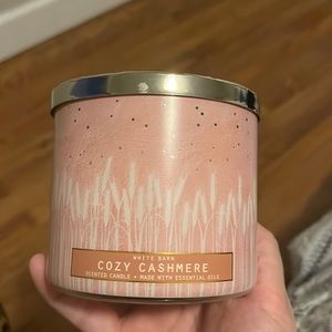 Cozy Cashmere candle